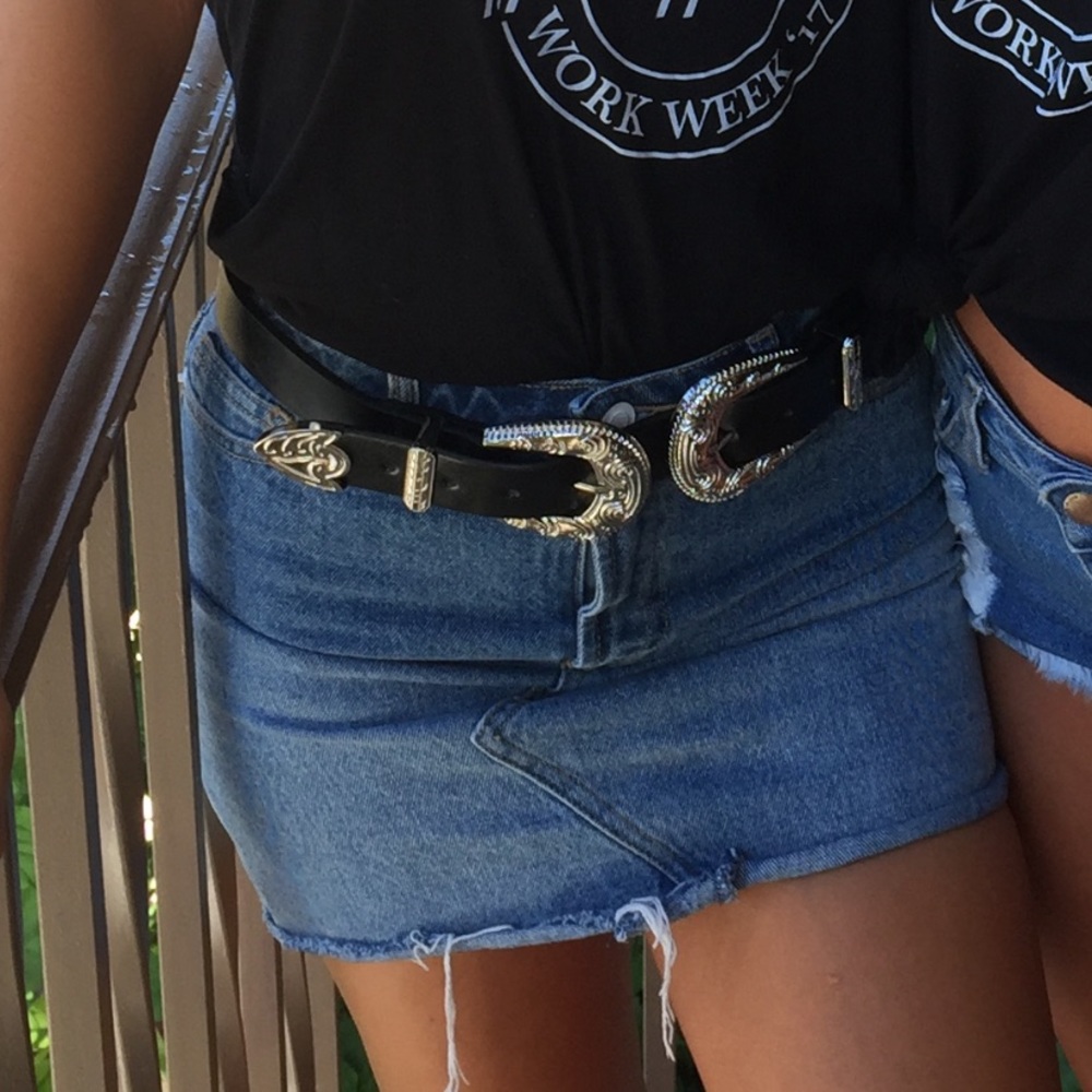 Black double buckle belt with silver hardware